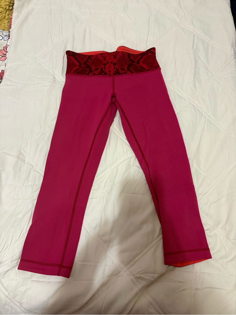 Reversible lululemon leggings